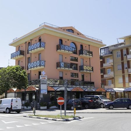 Residenza Sol Holiday Римини Экстерьер фото
