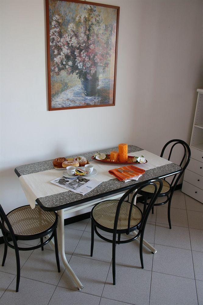 Residenza Sol Holiday Римини Экстерьер фото