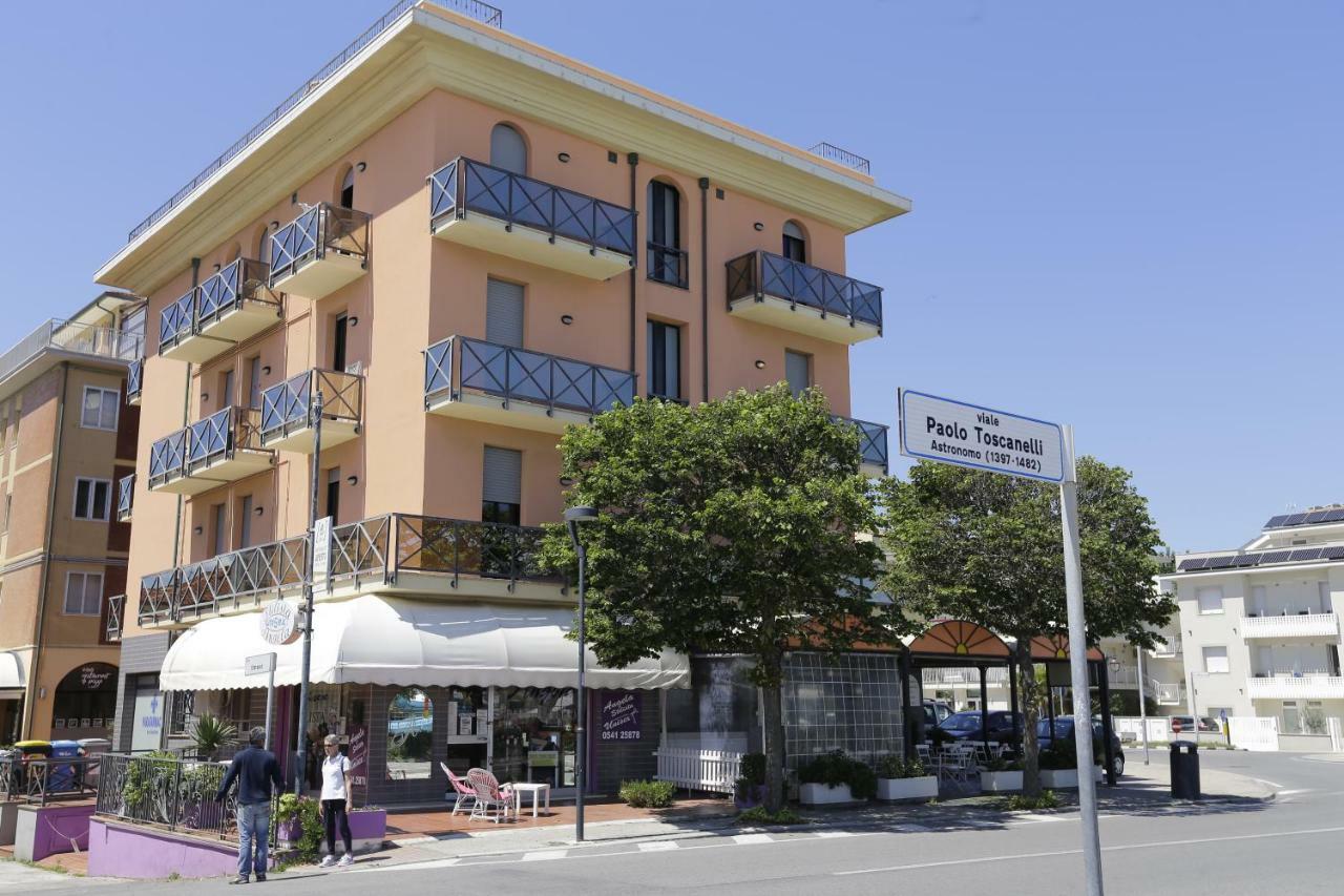 Residenza Sol Holiday Римини Экстерьер фото
